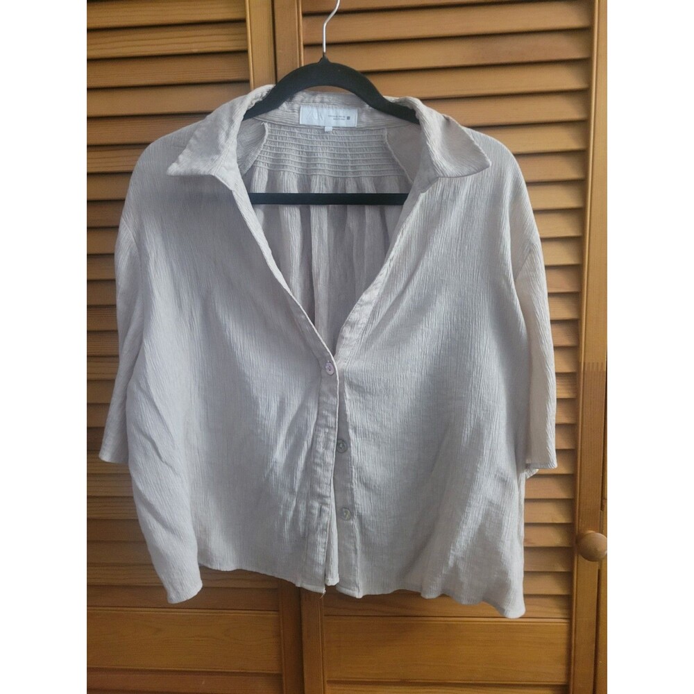 ZARA Beige Crop Button Down Blouse Glam Chic
